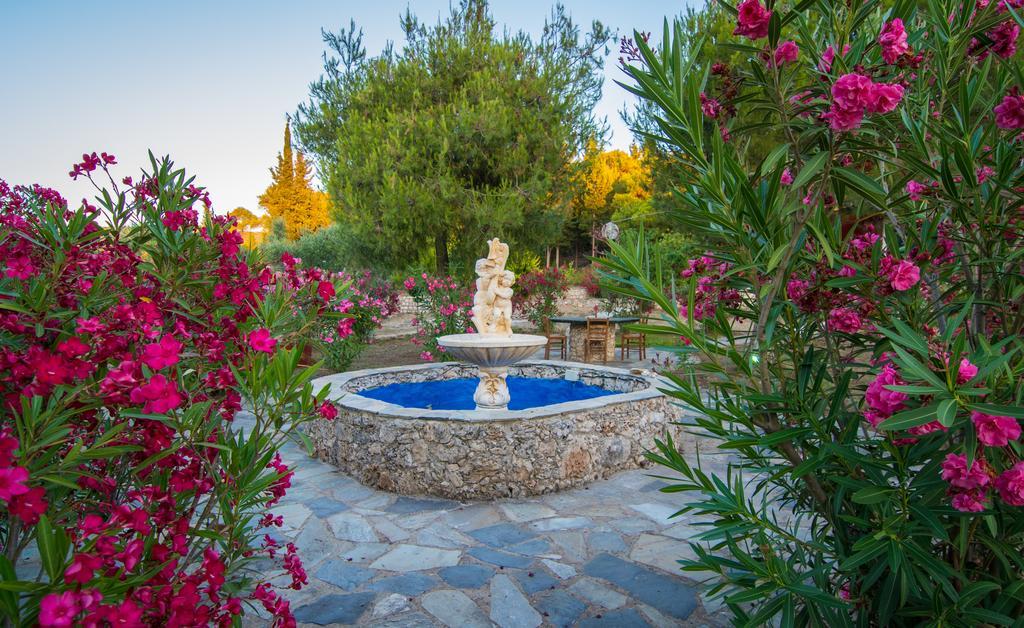 Villa Elatia *
