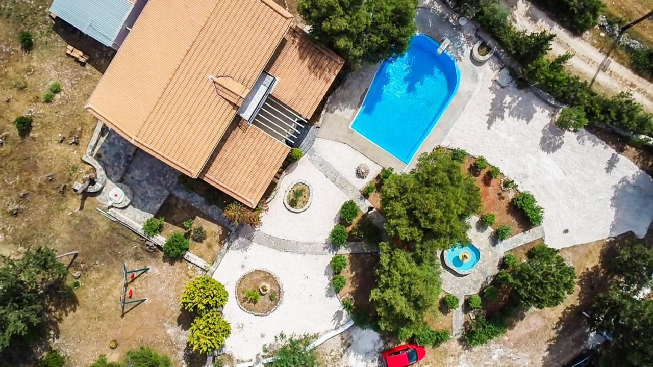Villa Elatia