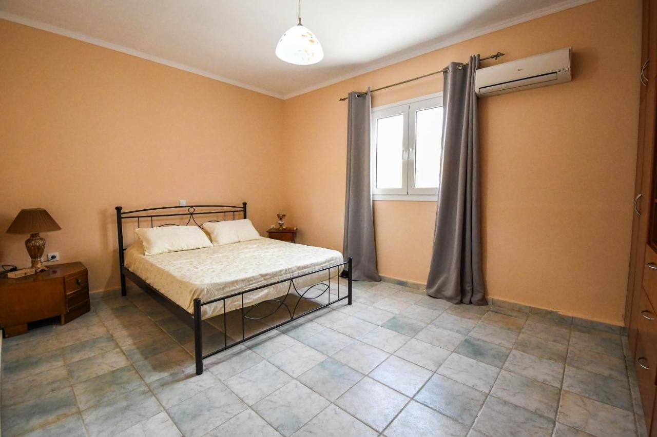 Villa Elatia *